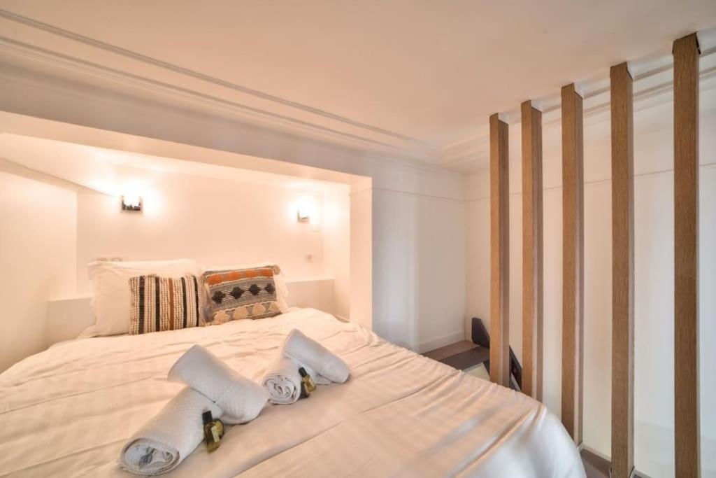 Bel Appartement Au Coeur De Montmartre Parigi Esterno foto